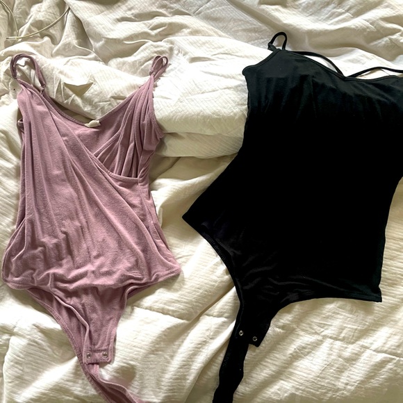 set of two garage bodysuits - Picture 2 of 4